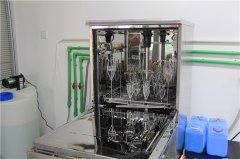 實(shí)驗室洗瓶機(jī)人性化方便操作簡單直觀易
